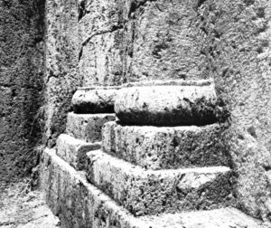 DA_O_DOKTAR_Rock-cut_tomb_3